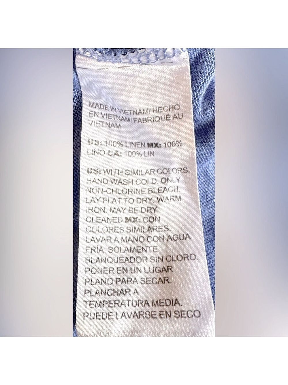 Chico’s 100% Linen V Neck Indigo Blue Roll Tab 3 Quarter Sleeve Top - Picture 6 of 8